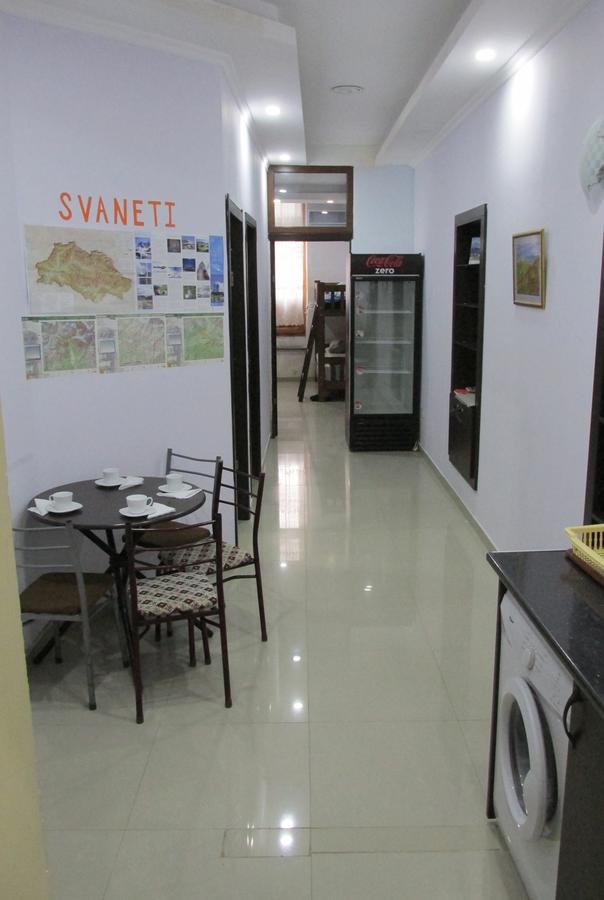 Hostel City Center Koutaïssi Extérieur photo