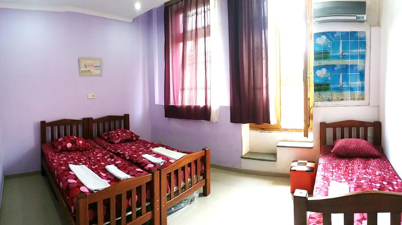 Hostel City Center Koutaïssi Extérieur photo