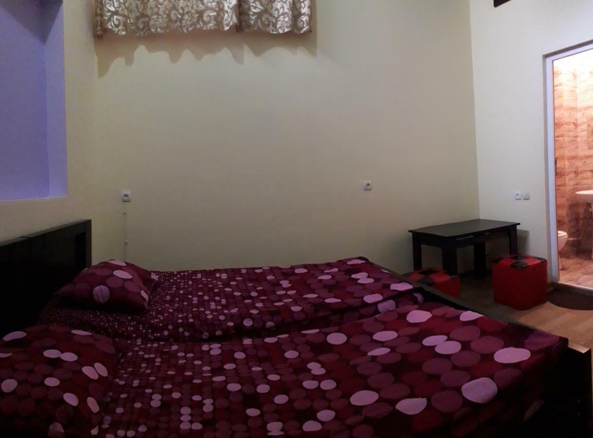 Hostel City Center Koutaïssi Extérieur photo
