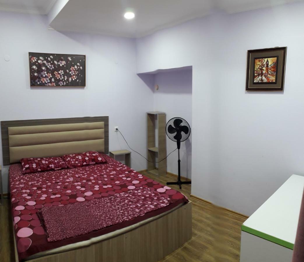 Hostel City Center Koutaïssi Extérieur photo